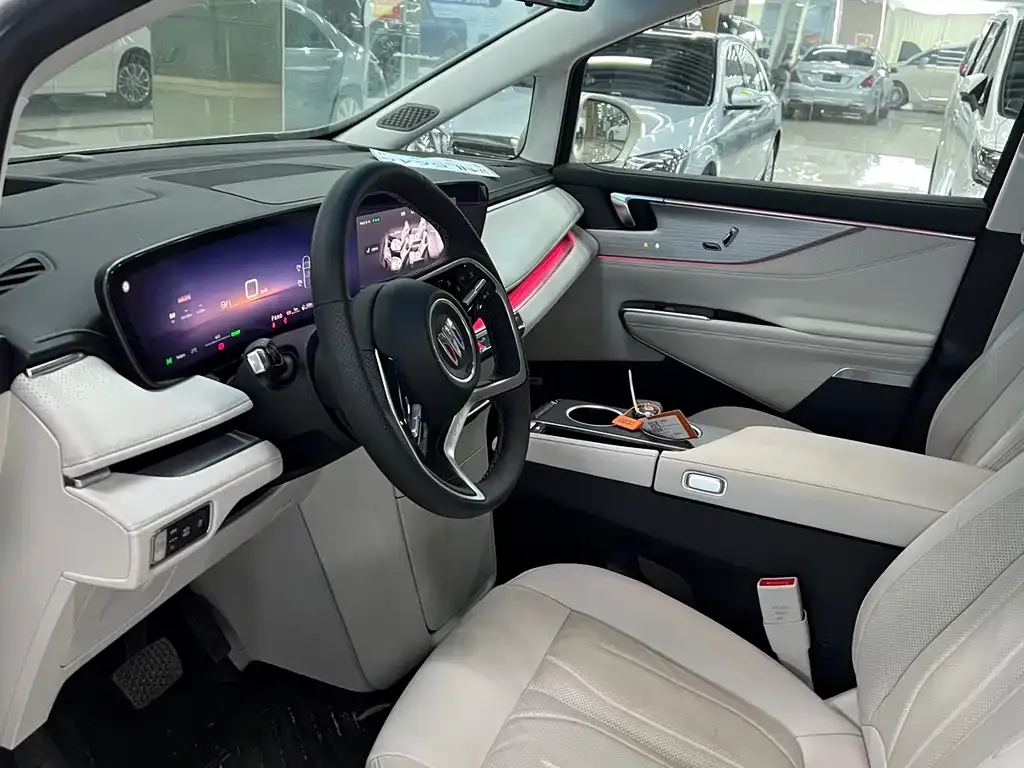 Buick GL8 Hybrid — фото 7