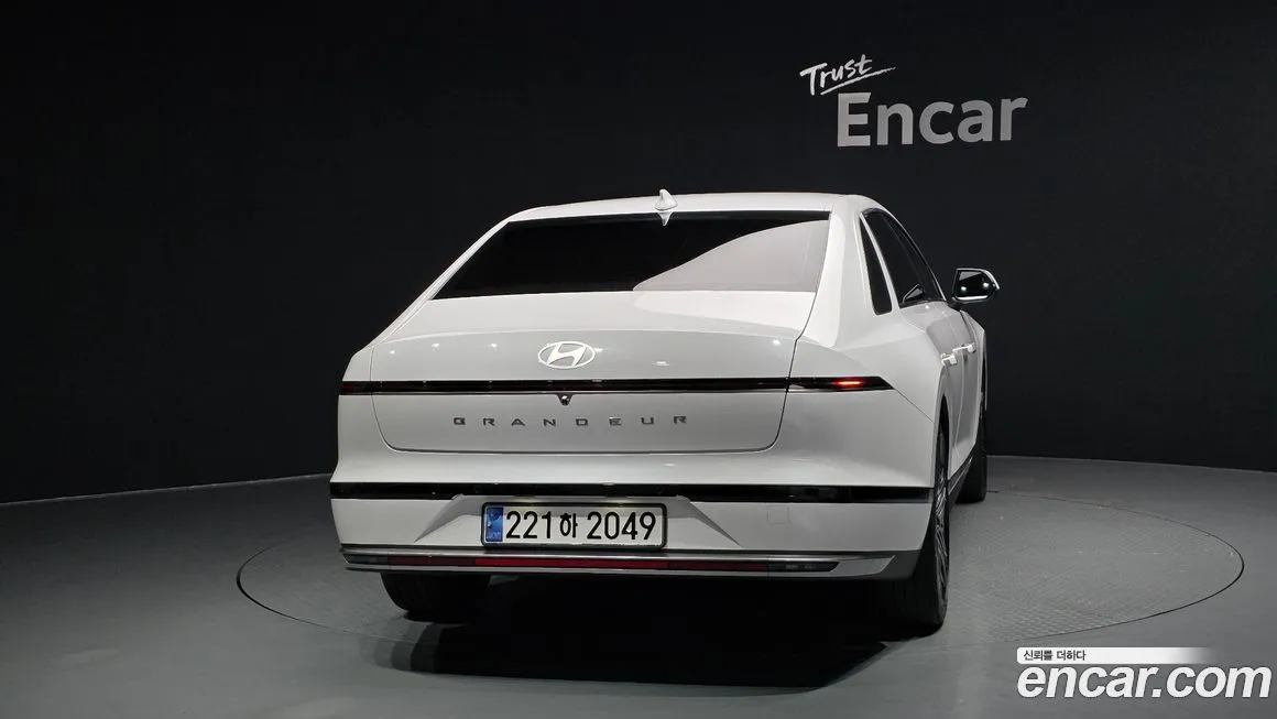 Hyundai Grandeur 2023 из KR, фото 4