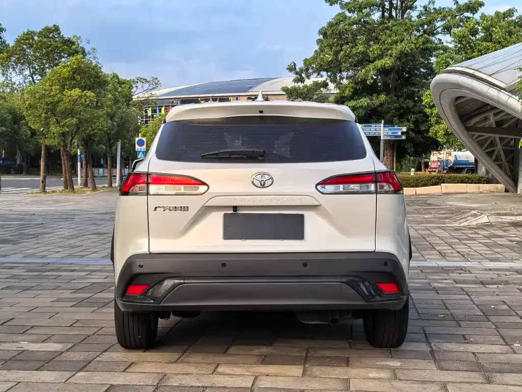 Toyota Frontlander 2024 из CN, фото 8