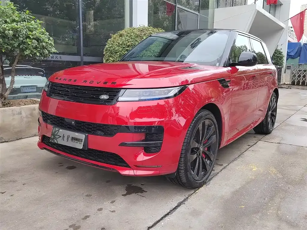 Land Rover Sport PHEV 2024 из CN, фото 1
