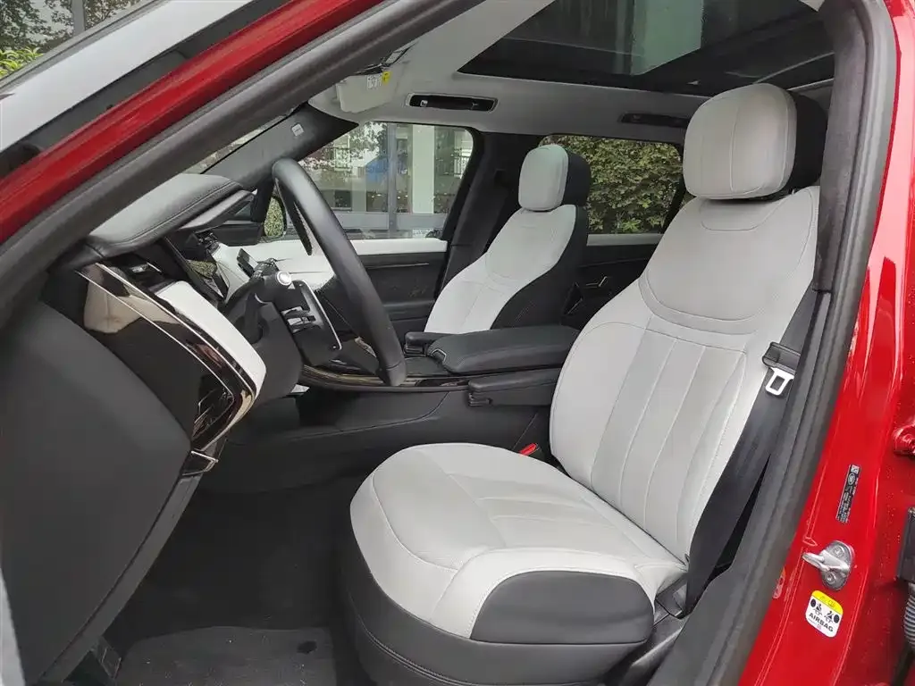 Land Rover Sport PHEV 2024 из CN, фото 5