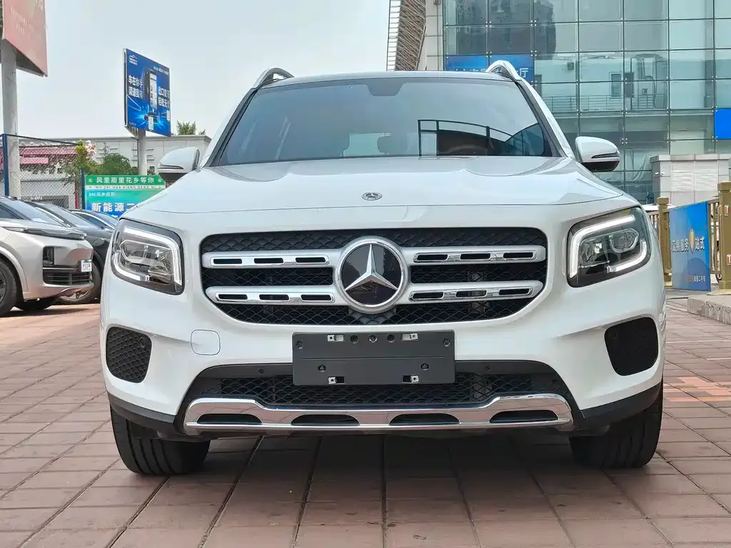 Mercedes-Benz GLB 2023 из CN, фото 2