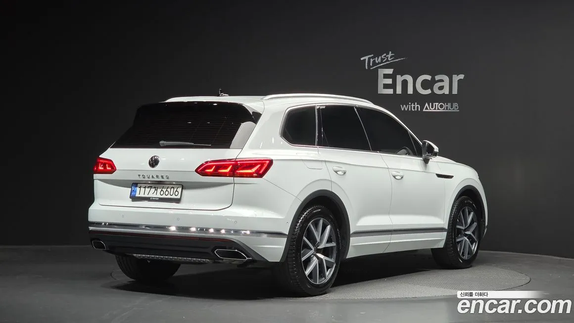 Volkswagen Touareg 2022 из KR, фото 2