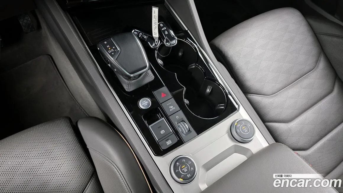 Volkswagen Touareg 2022 из KR, фото 9