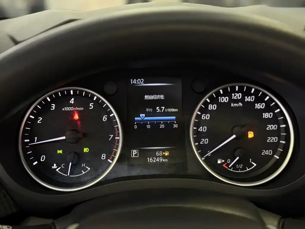 Nissan Bluebird 2022 из CN, фото 8