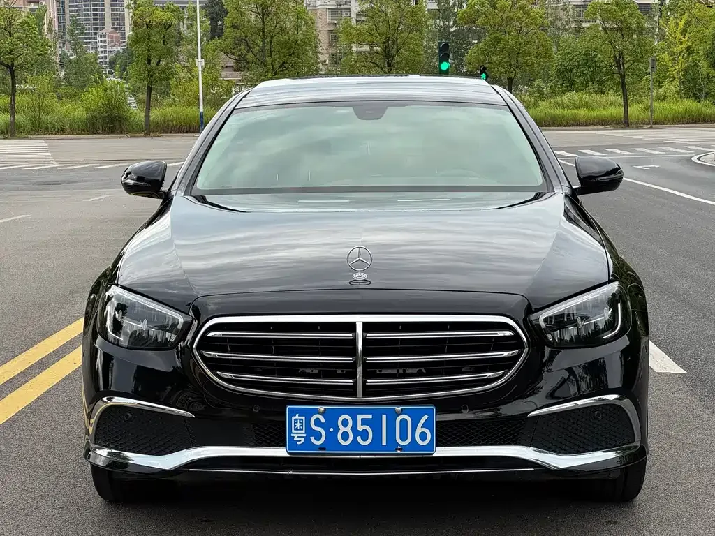 Mercedes-Benz E-Class 2023 из CN, фото 2