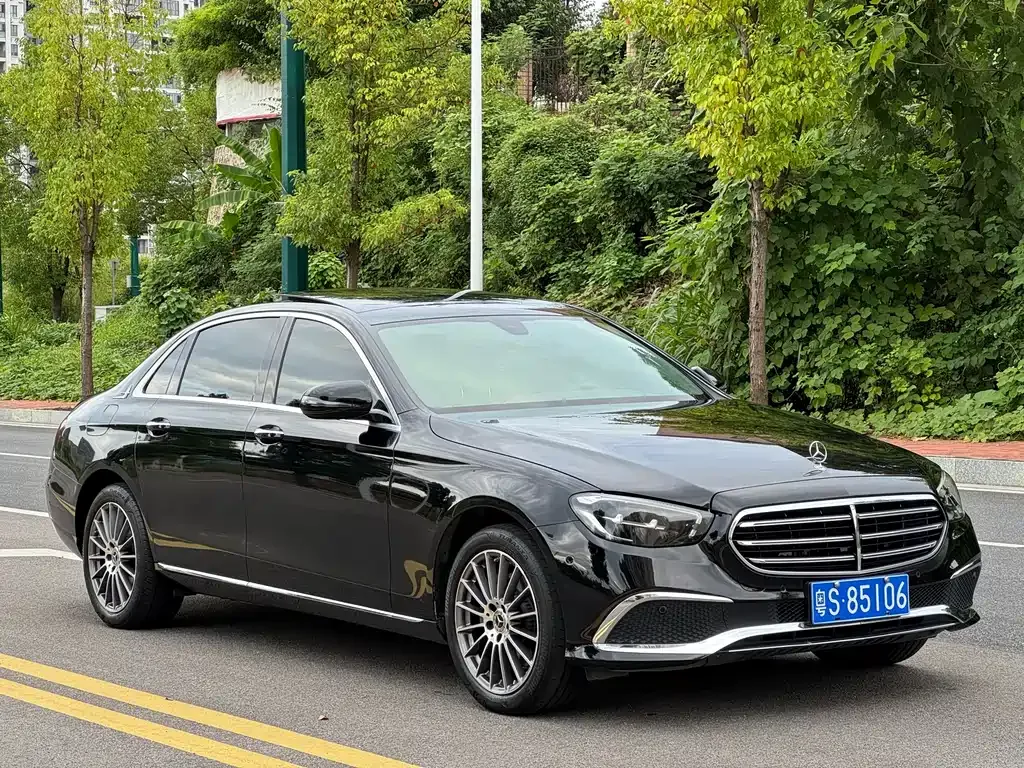 Mercedes-Benz E-Class 2023 из CN, фото 3