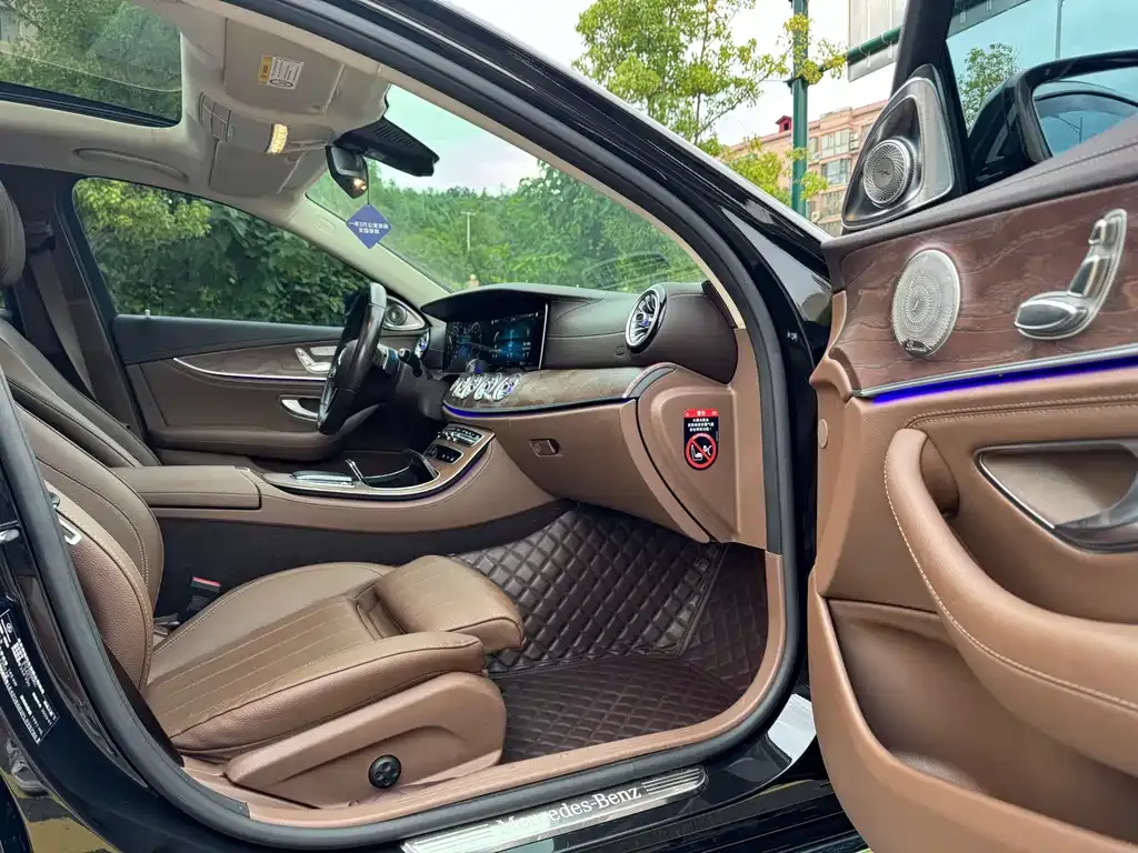 Mercedes-Benz E-Class 2023 из CN, фото 7