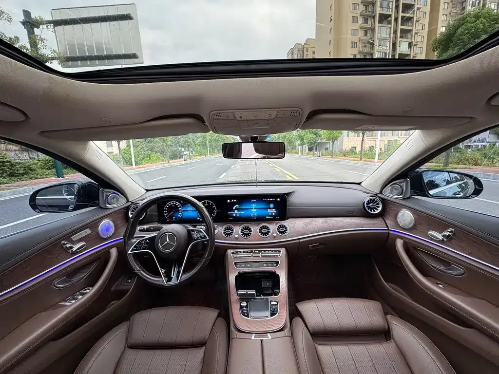Mercedes-Benz E-Class 2023 из CN, фото 8