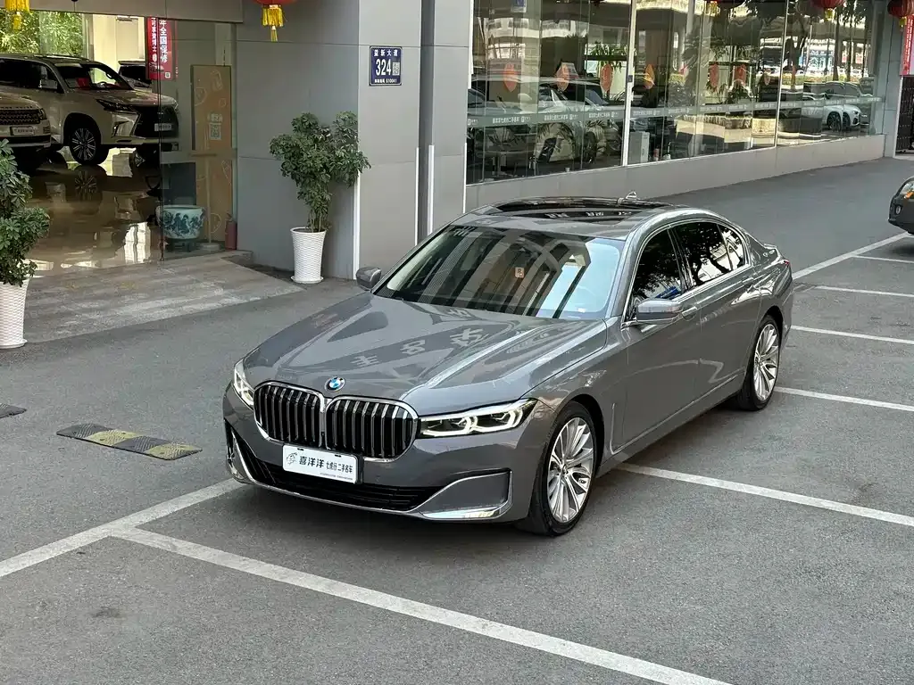 BMW 7 Series — фото 2