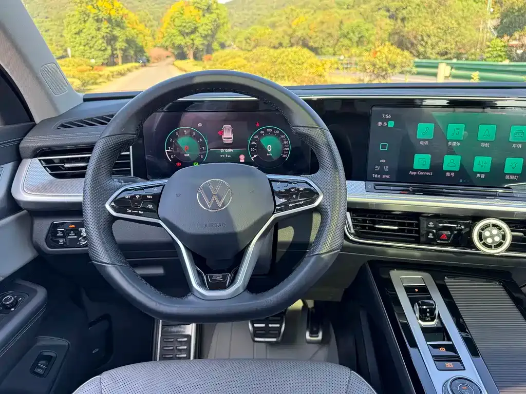 Volkswagen Tavendor 2023 из CN, фото 8