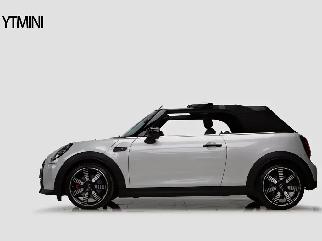 MINI Cooper (3-door) 2023 из CN, фото 3