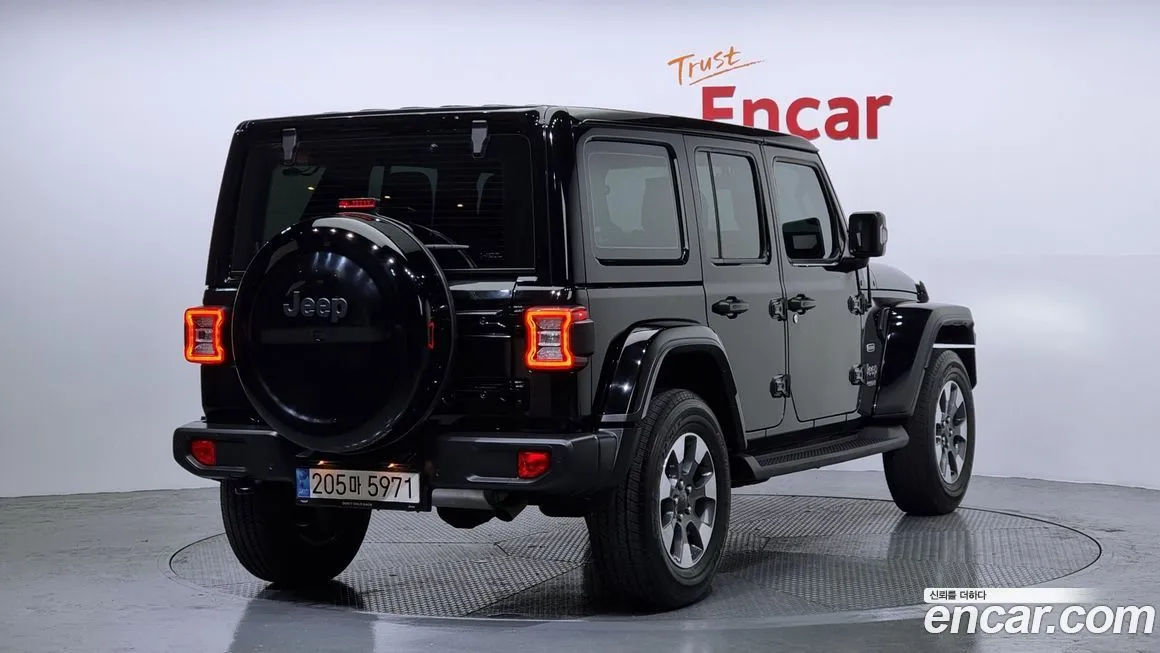 Jeep Wrangler 2021 из KR, фото 2