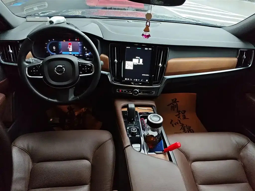 Volvo S90 2022 из CN, фото 10
