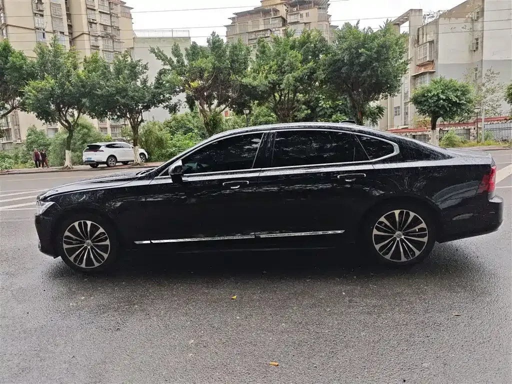 Volvo S90 2022 из CN, фото 5