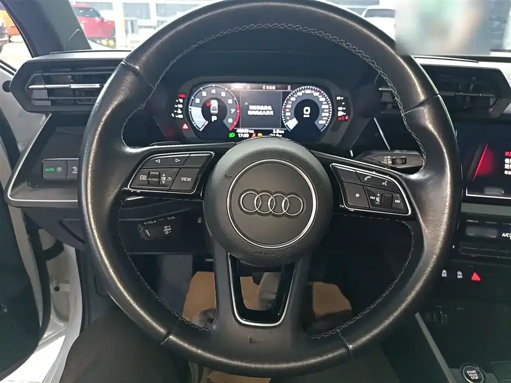 Audi A3 2023 из CN, фото 3
