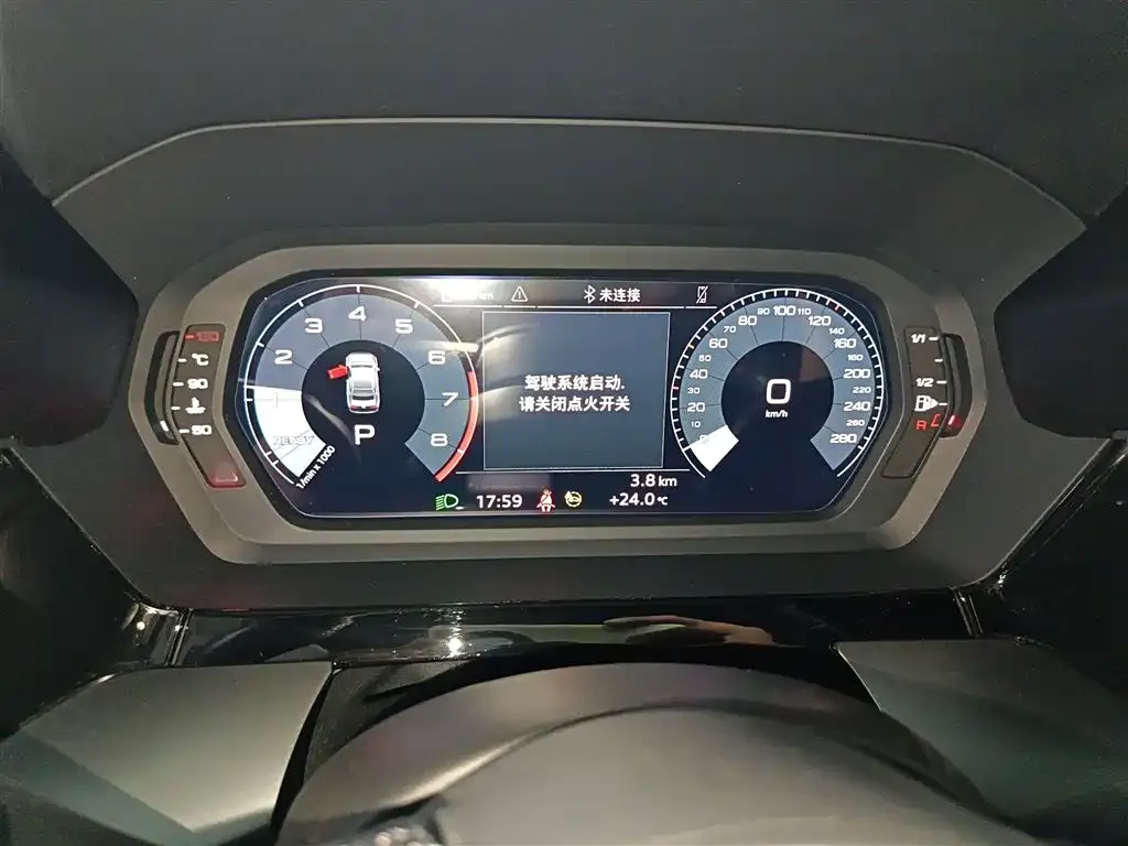 Audi A3 2023 из CN, фото 4