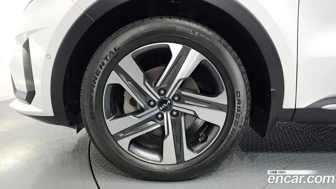 Kia Sorento — фото 5