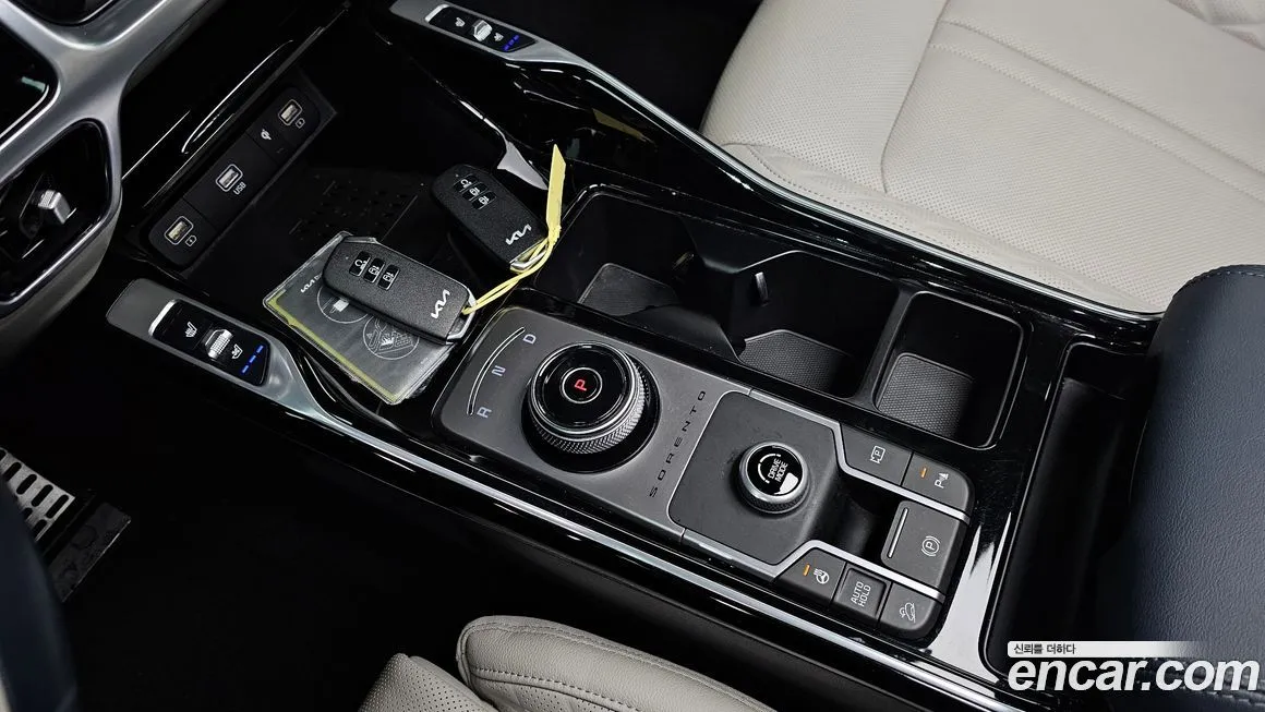 Kia Sorento — фото 9