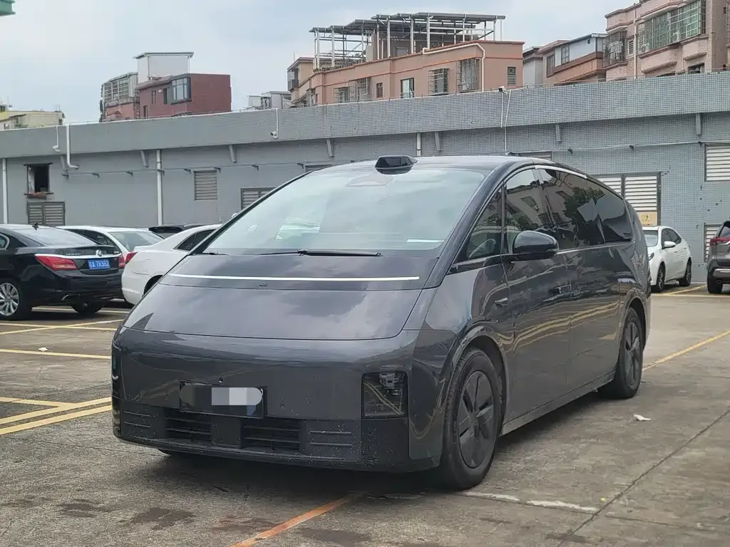 Li Auto MEGA 2024 из CN, фото 1