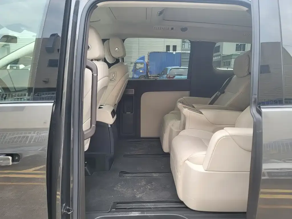 Li Auto MEGA 2024 из CN, фото 6