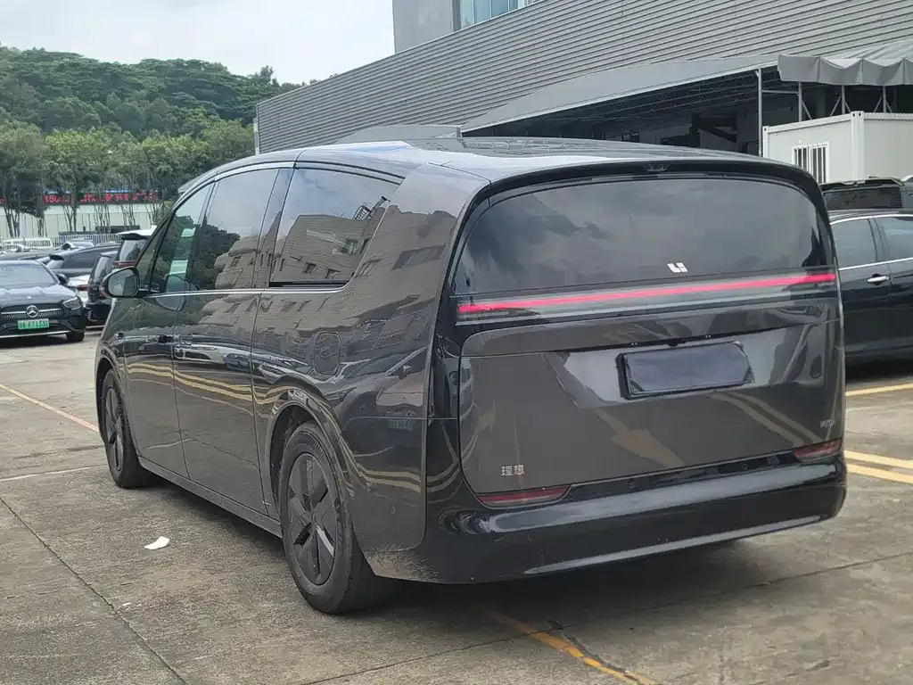 Li Auto MEGA 2024 из CN, фото 7