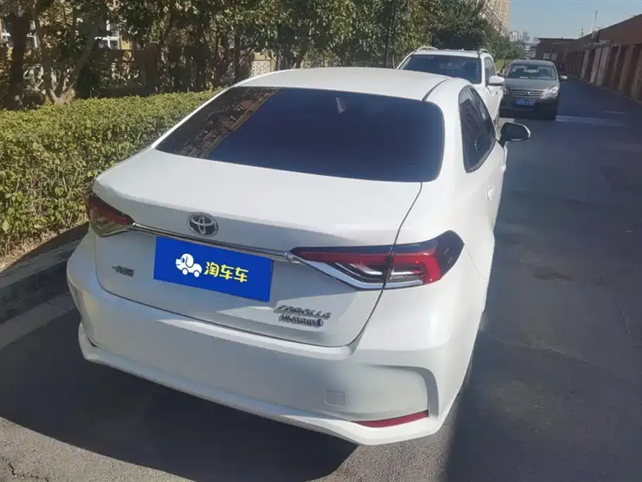 Toyota Corolla 2023 из CN, фото 3