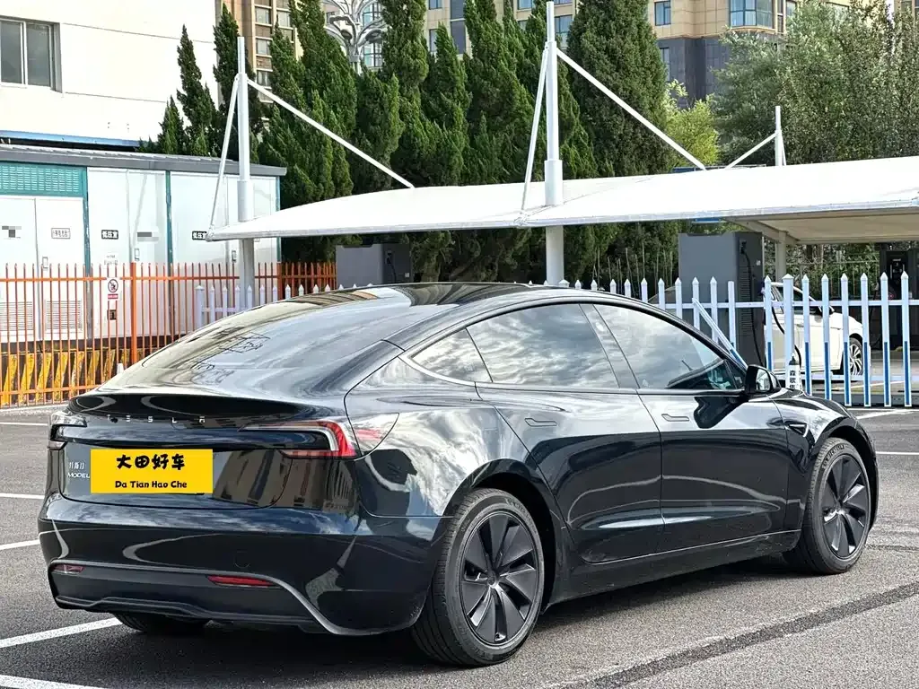 Tesla Model 3 2024 из CN, фото 4