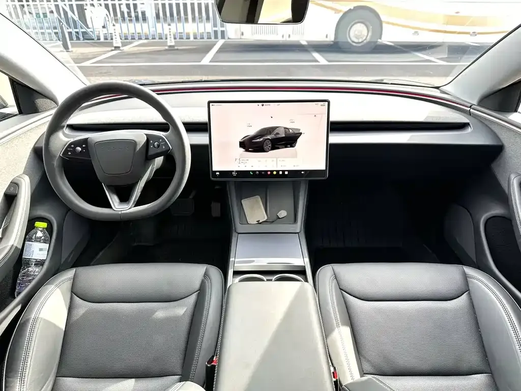 Tesla Model 3 2024 из CN, фото 9