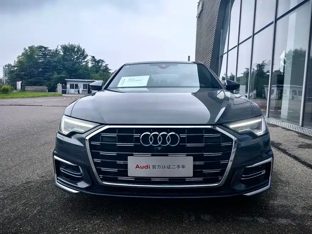 Audi A6L — фото 2