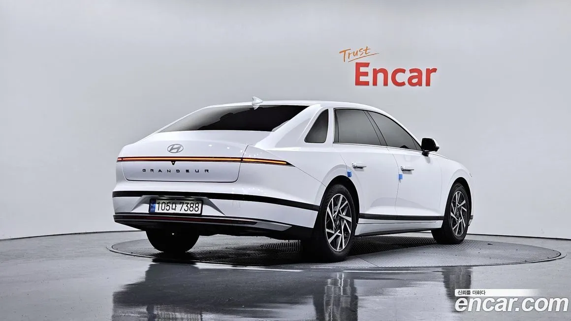 Hyundai Grandeur 2023 из KR, фото 2