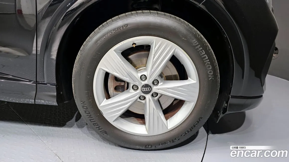 Audi Q4 e-tron 2023 из KR, фото 5