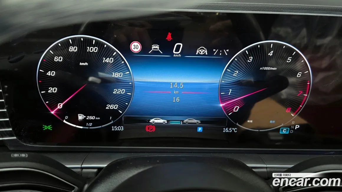 Mercedes-Benz GLE-Class 2025 из KR, фото 8