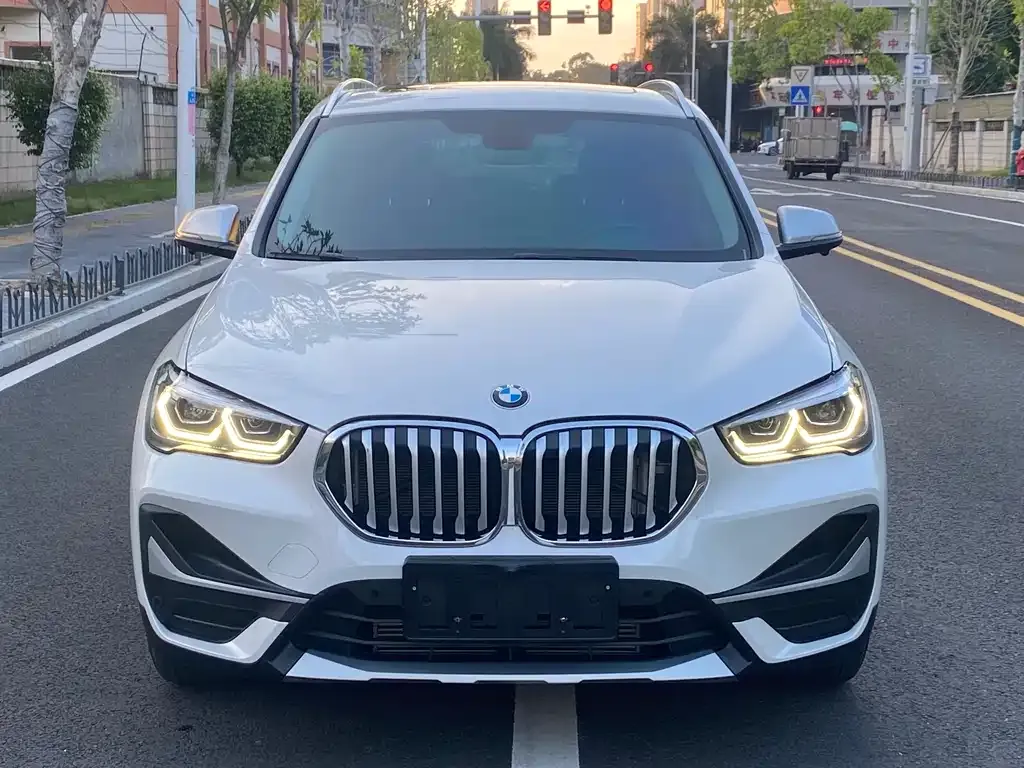 BMW X1 — фото 2