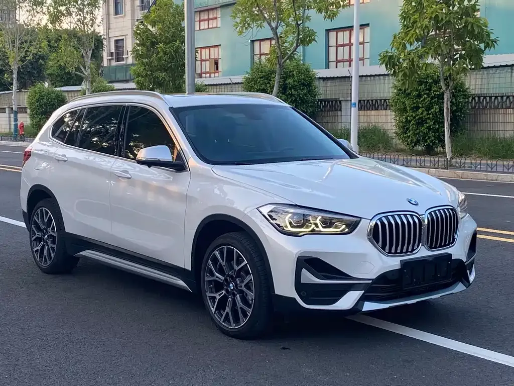 BMW X1 — фото 3