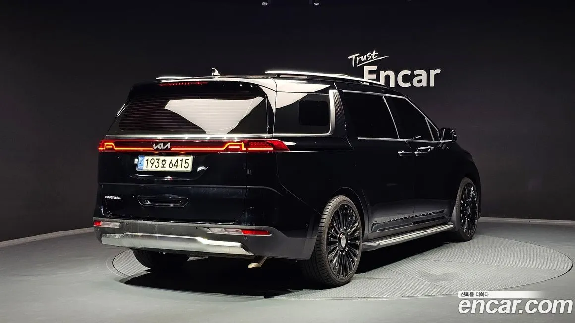 Kia Carnival 2023 из KR, фото 2