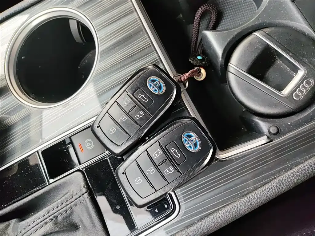 Toyota Sienna 2022 из CN, фото 9