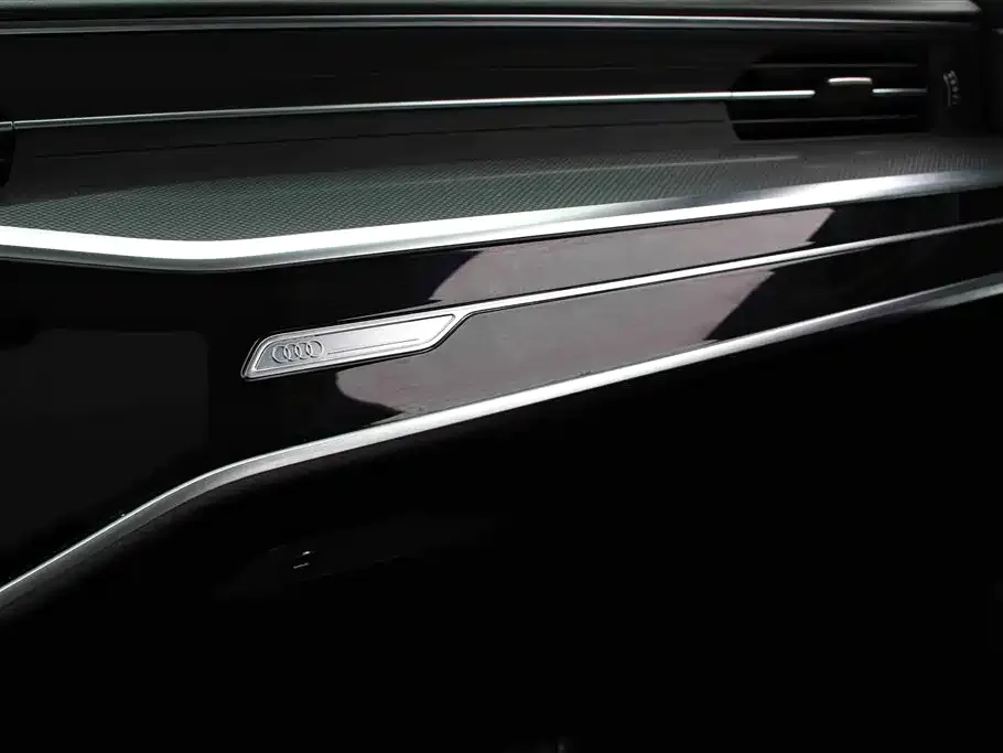 Audi A6L 2024 из CN, фото 8