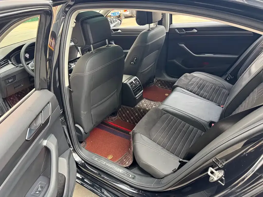 Volkswagen Magotan 2021 из CN, фото 10
