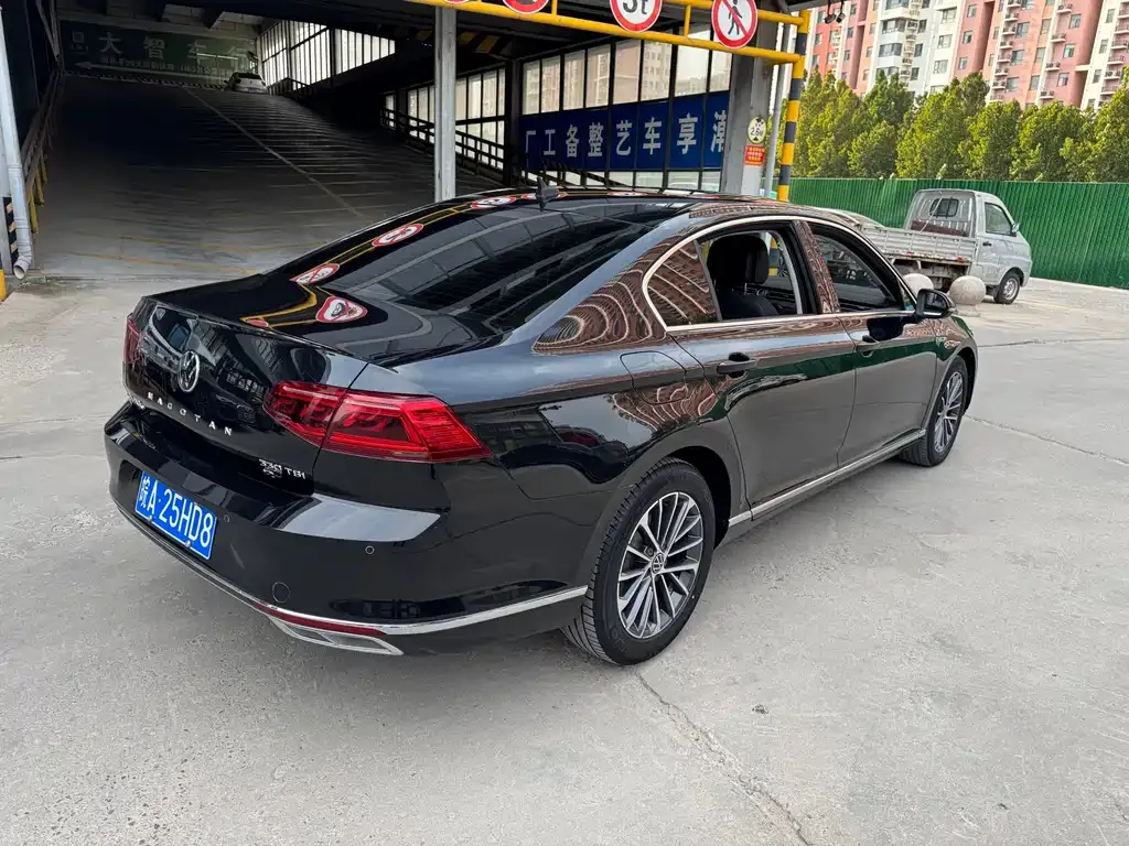 Volkswagen Magotan 2021 из CN, фото 3