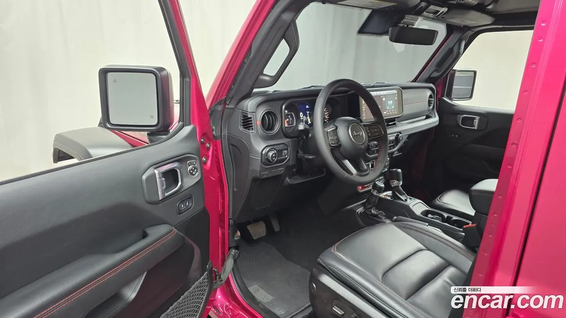 Jeep Wrangler 2024 из KR, фото 10