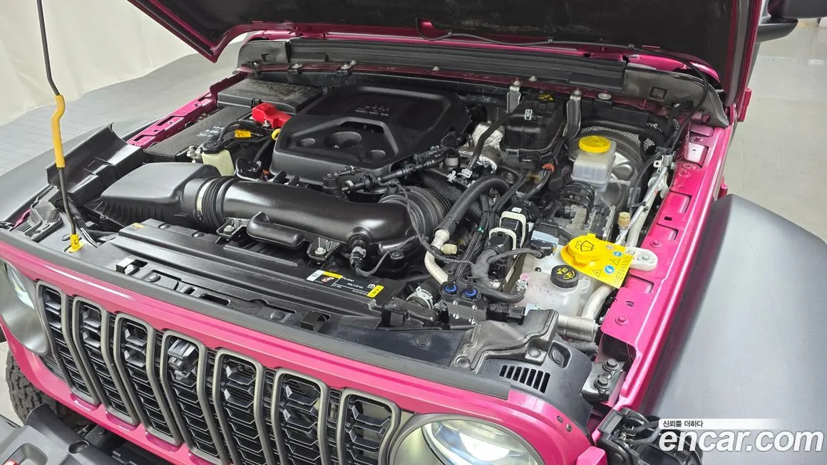 Jeep Wrangler 2024 из KR, фото 6
