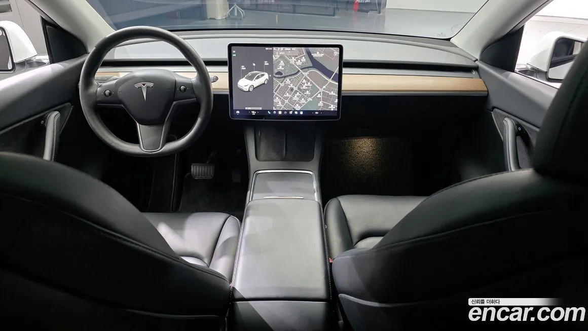 Tesla Model Y — фото 7