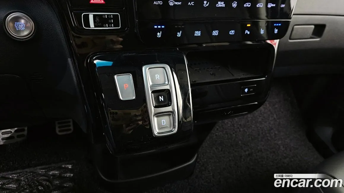 Hyundai Staria 2023 из KR, фото 9