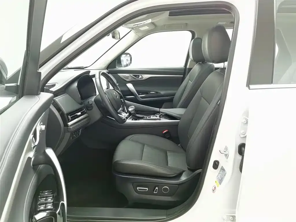 Changan CS95 — фото 10