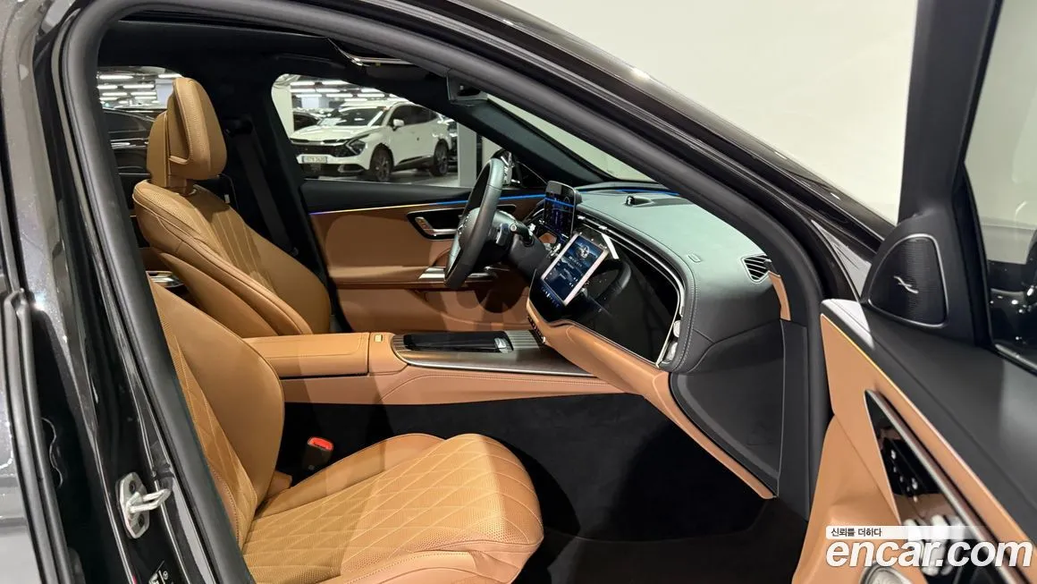 Mercedes-Benz E-Class — фото 8