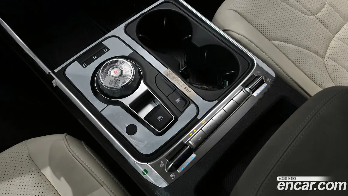 Kia Carnival — фото 9