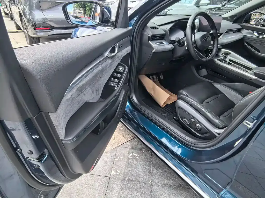 Geely Xingrui 2022 из CN, фото 4