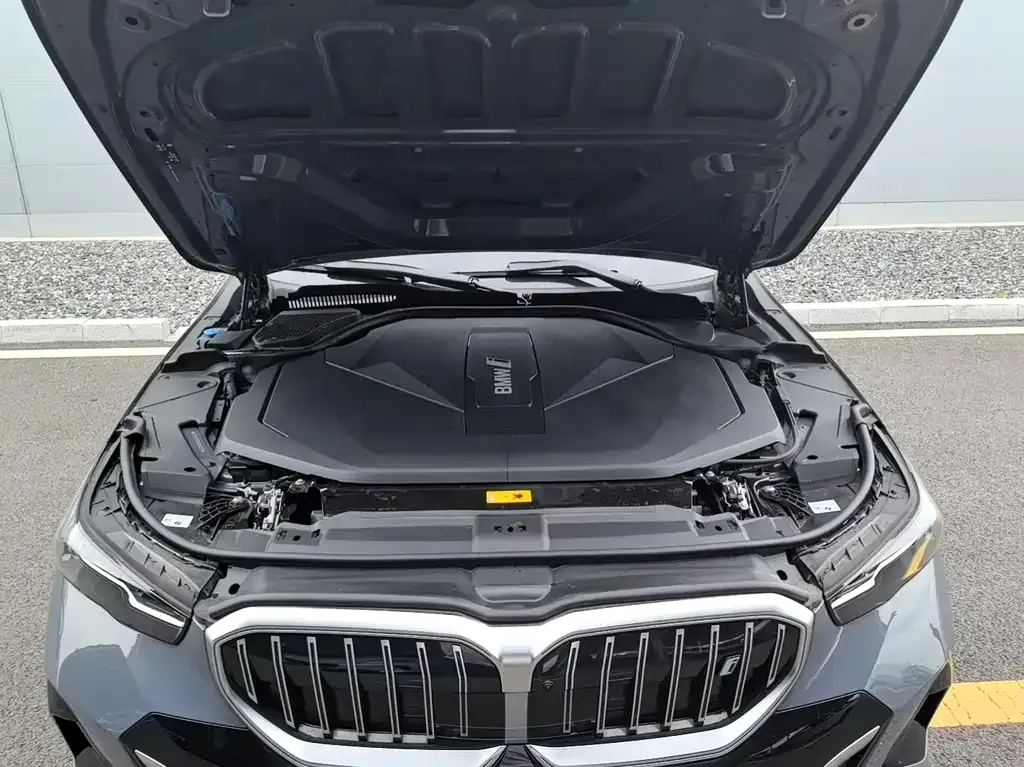 BMW i5 2024 из CN, фото 6