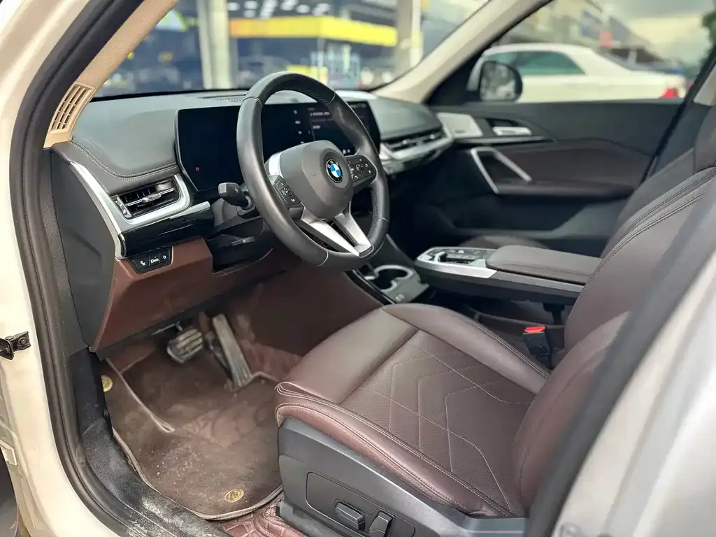 BMW X1 2024 из CN, фото 4